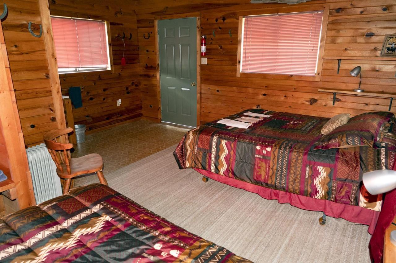 Вилла Lake Guest Ranch Devils Tower Экстерьер фото